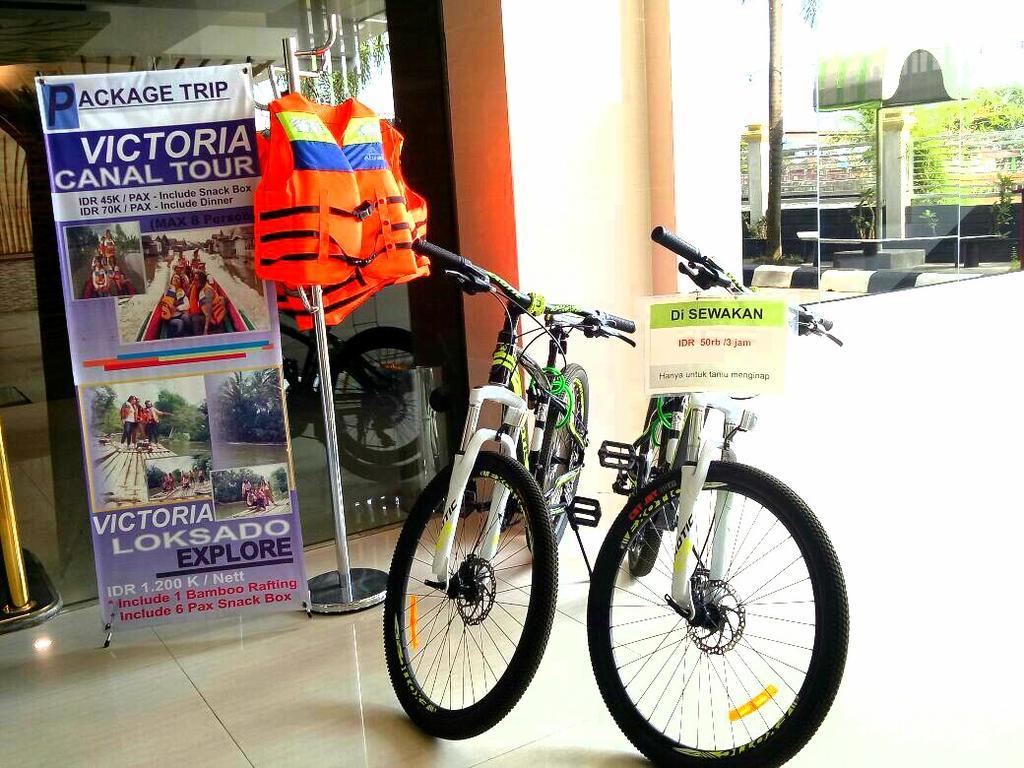 Hotel Victoria River View Banjarmasin  Eksteriør billede